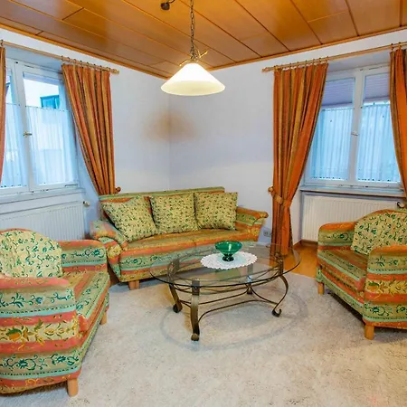Holiday home Im Kelterhaus