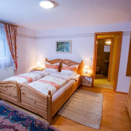 Im Kelterhaus Holiday home *