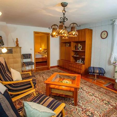 Holiday home Im Kelterhaus *