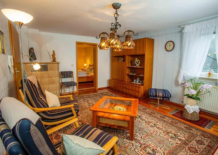 Semesterbostad Im Kelterhaus *